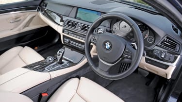 BMW 530d Touring interior