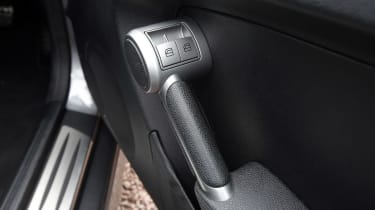 Used Mercedes SLK - door detail