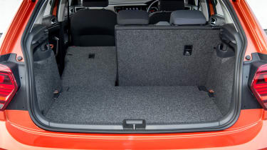 Volkswagen Polo 1.0 MPI - boot seat down