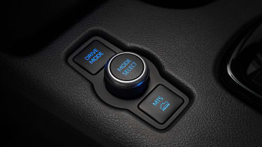 Toyota Hilux Hybrid 48V - drive mode controller