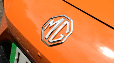 MG4 - front badge