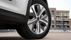 Kia e-Niro Mid Range - wheel