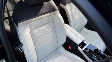 Citroen C5 X - front seats