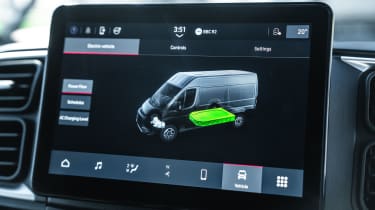 Vauxhall Movano Electric - infotainment screen