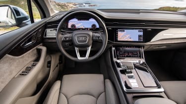 Audi Q7 - dash