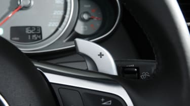 Audi R8 V8 Spyder gearbox detail