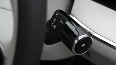 Volvo ES90 - gear selector