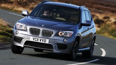 BMW X1 xDrive23d M Sport detail front cornering