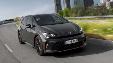 Cupra Born facelift - front tracking 