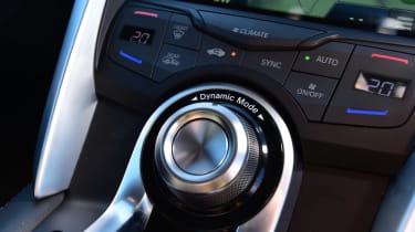 Honda NSX - dynamic control dial