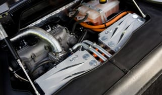 Infiniti Emerg-e battery detail