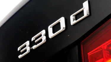BMW 330d Touring badge