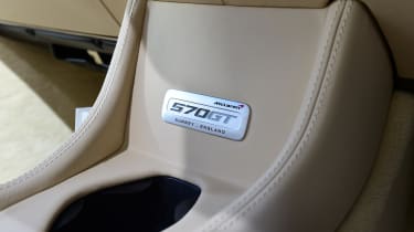McLaren 570GT - detail