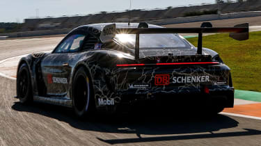 Porsche 718 Cayman GT4 ePerformance - rear tracking