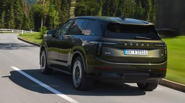 Skoda Peaq 2026 - rear action