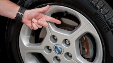 EV driving school - Nissan Leaf - wheel