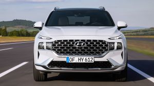 Hyundai%20Santa%20Fe%20facelift%202020-2.jpg