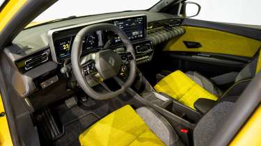 Renault 5 - interior