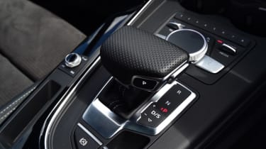 Audi A4 Avant - transmission