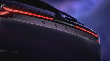  Mazda CX-6e preview - tailgate