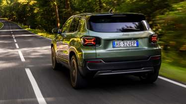 Jeep Avenger 2026 facelift rear tracking