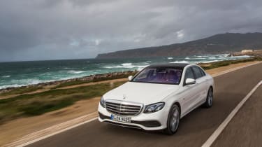 Mercedes E 350 e 2016 - front tracking