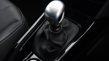 Peugeot 2008 - gearstick