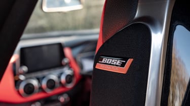 Nissan Juke - Bose speaker