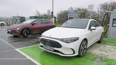 Winter range test - Mercedes and Kia charging