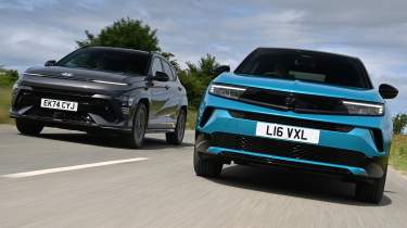 Vauxhall Mokka vs Hyundai Kona - pictures
