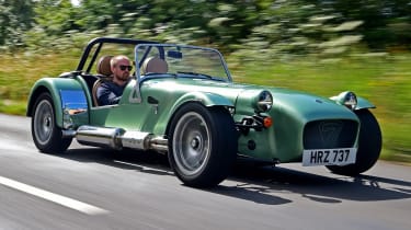 Caterham Seven 360S SV - front tracking