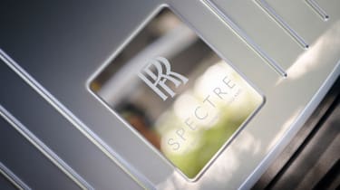 Rolls-Royce Spectre - plaque