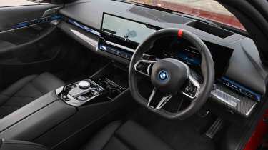 BMW i5 Touring - dashboard