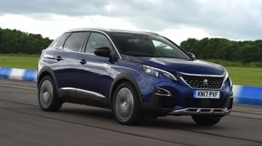 Peugeot 3008 - front