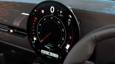 MINI Cooper Convertible - infotainment screen