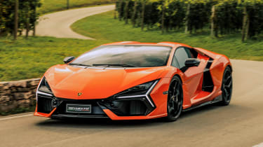 Lamborghini Revuelto - front cornering