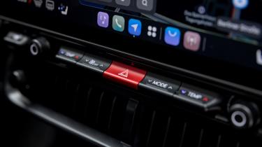 Hyundai Ioniq 3 - button