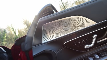 Mercedes-AMG SL 55 - speakers