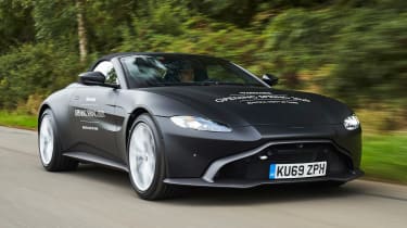 Aston Martin Vantage Roadster - front