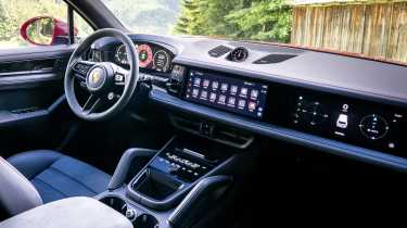 Porsche Cayenne GTS - cabin