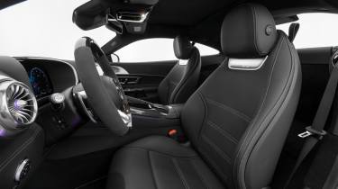 BRABUS 750 GT - seats