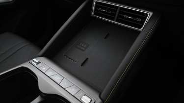 BYD Atto 2 - wireless charging pad