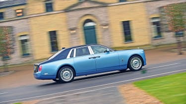 Building a Rolls-Royce Phantom - side