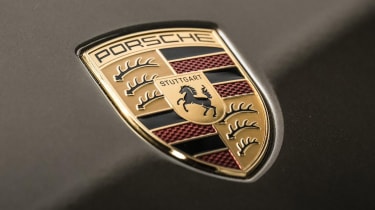 Porsche Mission X studio - badge