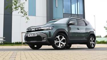 Dacia Duster Hybrid - front static