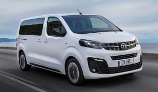 Vauxhall Vivaro Life - front
