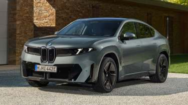 BMW iX4 50 - front static