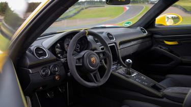 New Porsche Cayman GT4 