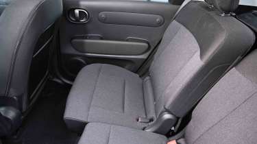 Hyundai Inster - sliding rear seat