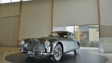 Aston Martin DB2/4